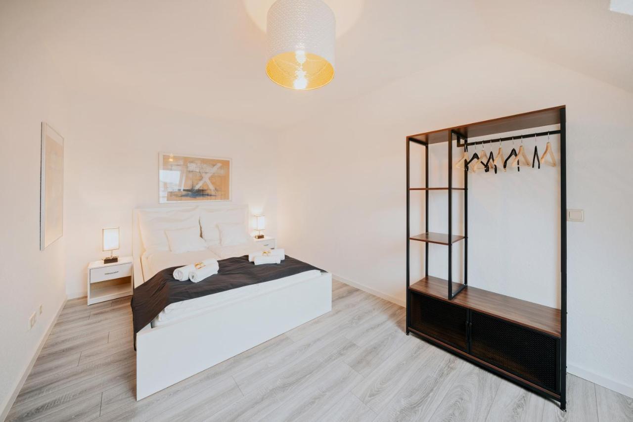 Bliss Place - Serviced Apartment - Arbeitsplatz, Zentral, Kueche, Waschmaschine, Smarttv Magdeburg Luaran gambar