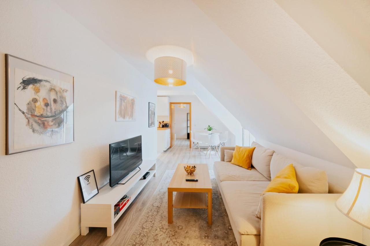Bliss Place - Serviced Apartment - Arbeitsplatz, Zentral, Kueche, Waschmaschine, Smarttv Magdeburg Luaran gambar