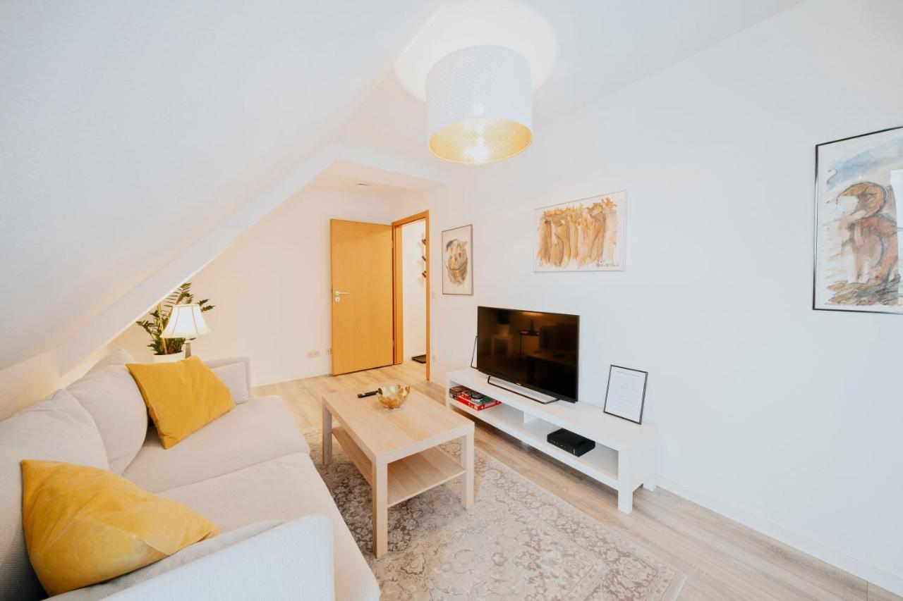 Bliss Place - Serviced Apartment - Arbeitsplatz, Zentral, Kueche, Waschmaschine, Smarttv Magdeburg Luaran gambar